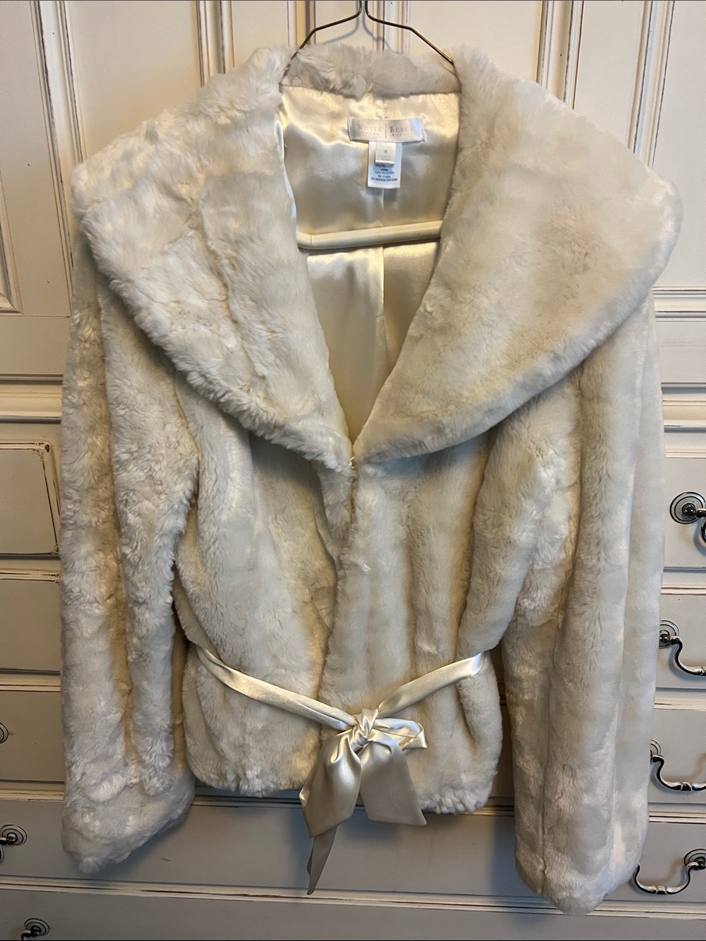 White House black market Cream Faux Fur Coat with Satin Tie